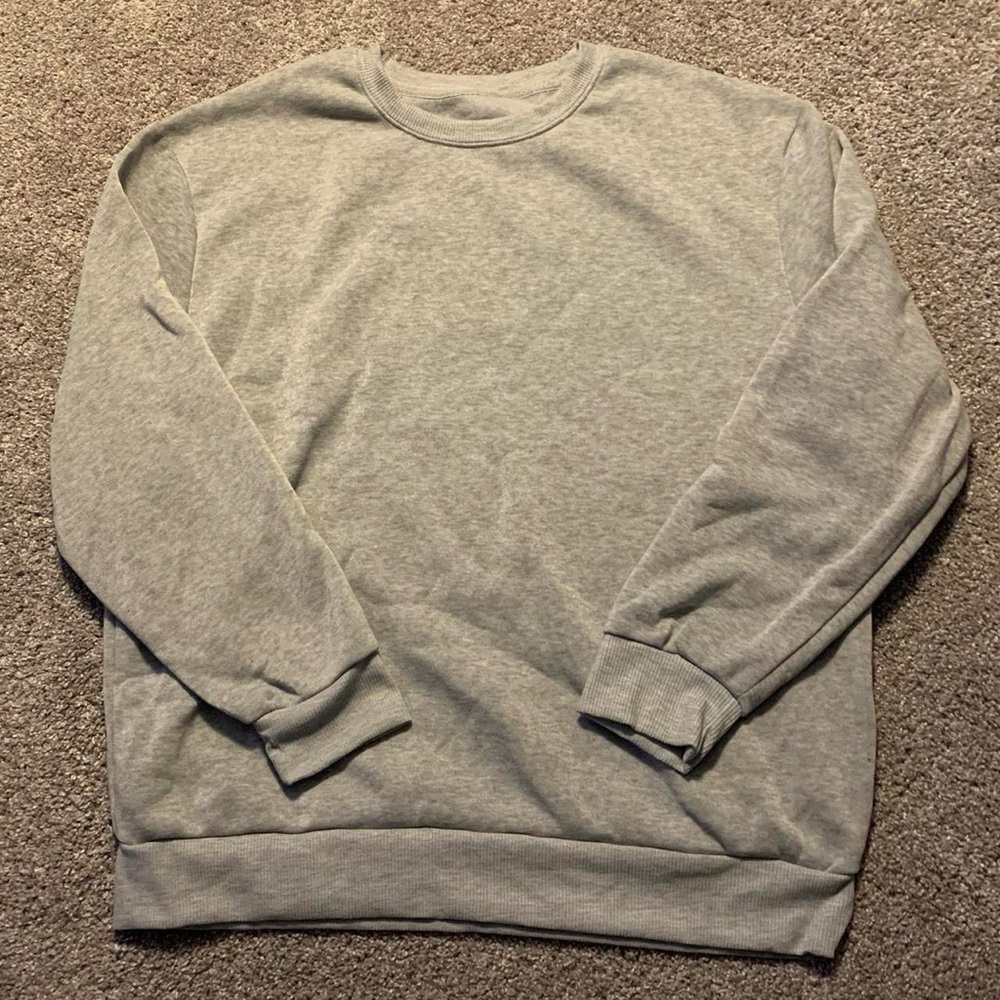 SHEIN Light Gray Men's Crewneck Sweater